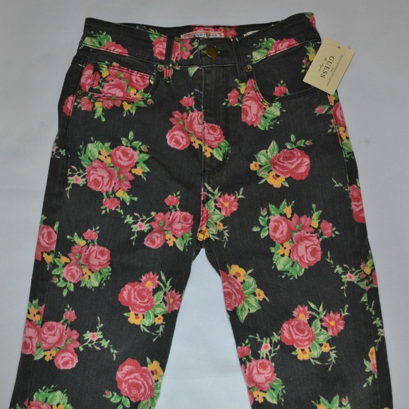 New Guess 1981 High Rise 3 Zip Crop Jeans - Picture 7 of 7